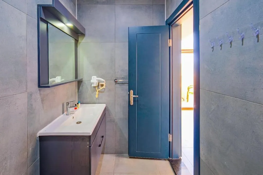Jakuzili Ve Yuzme Havuzlu Fethiye Apartamento